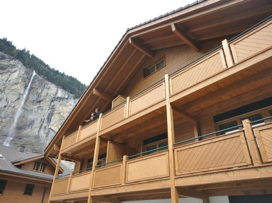 Apartmán Charming Penthouse Lauterbrunnen Exteriér fotografie